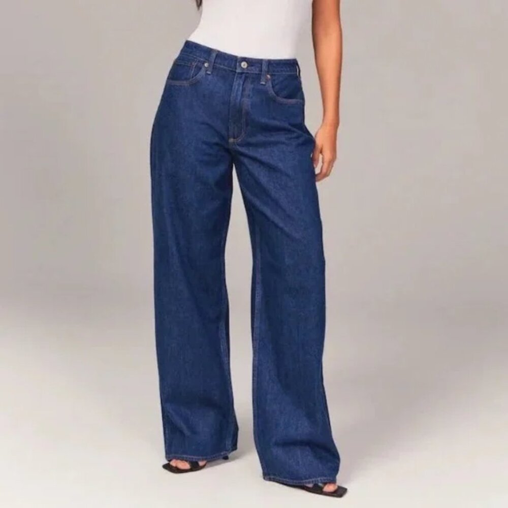 Abercrombie & Fitch Curve Love Mid Rise Wide Leg Jeans 30 / 10S